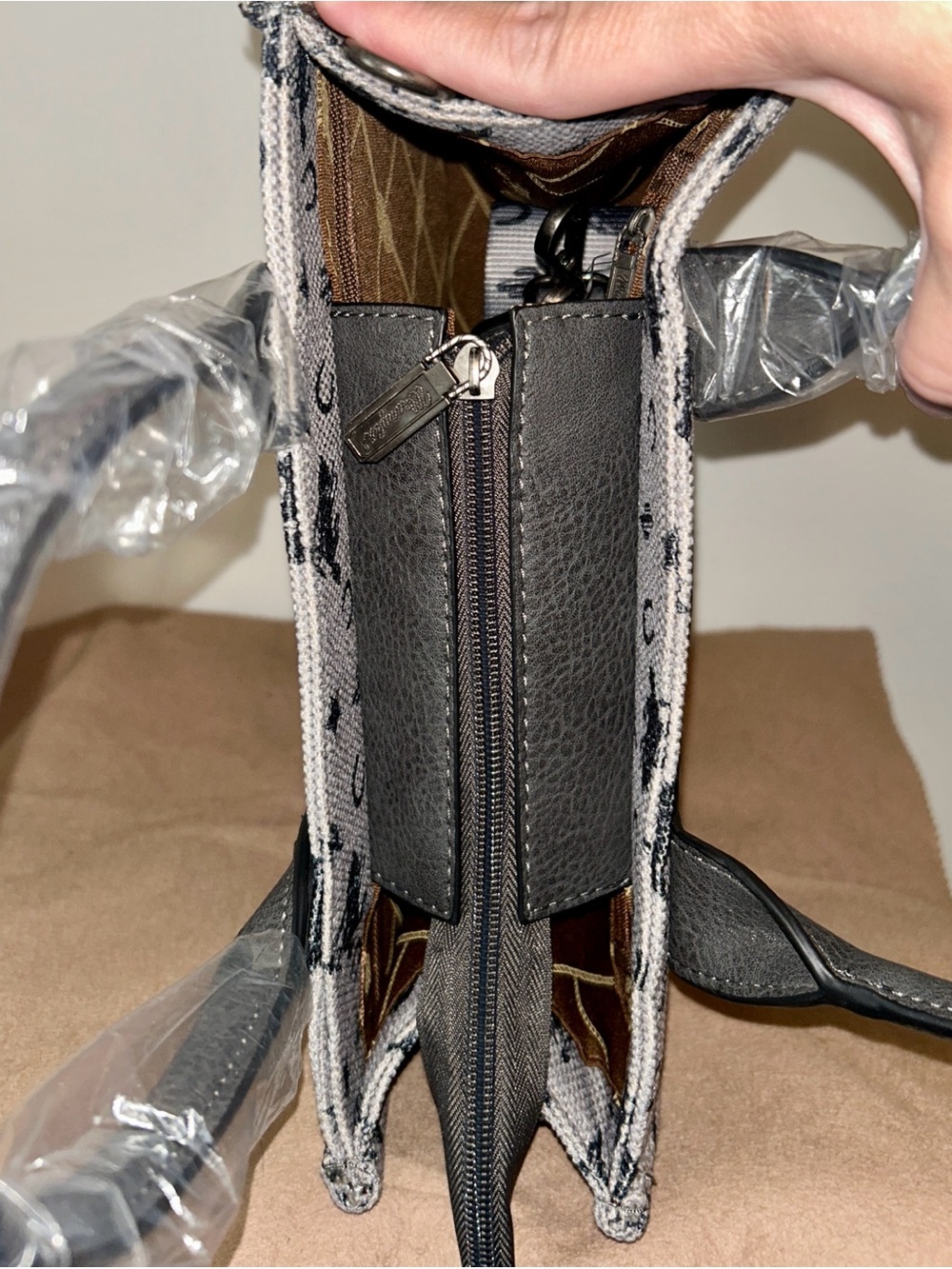 Wrangler Rodeo Print Mini Tote. NWT - Picture 5 of 7